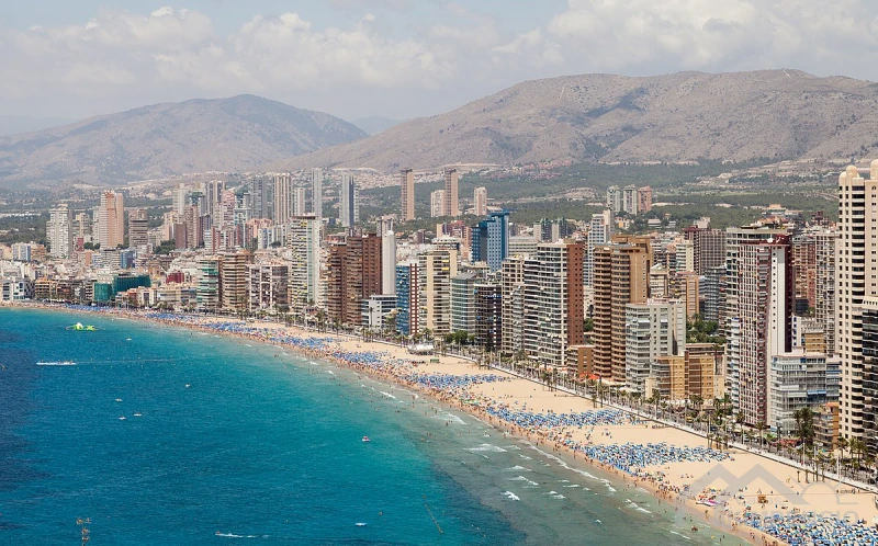 Waarom een huis kopen in de Costa Blanca?