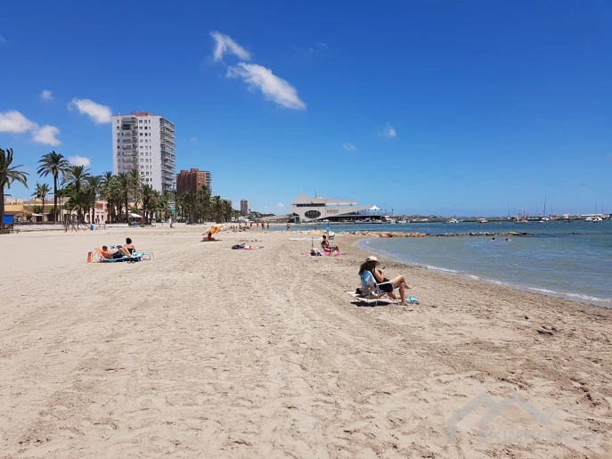 image-Santiago de la Ribera