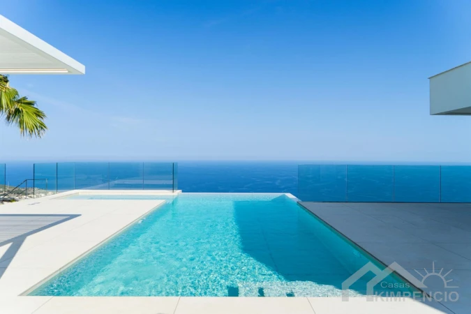 Cumbre del sol en Nederlanstalige vastgoed expert Casas Kimpencio