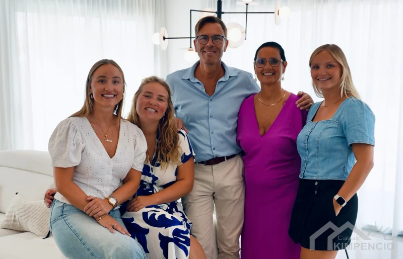 Het team van Immo-Casas Kimpencio
