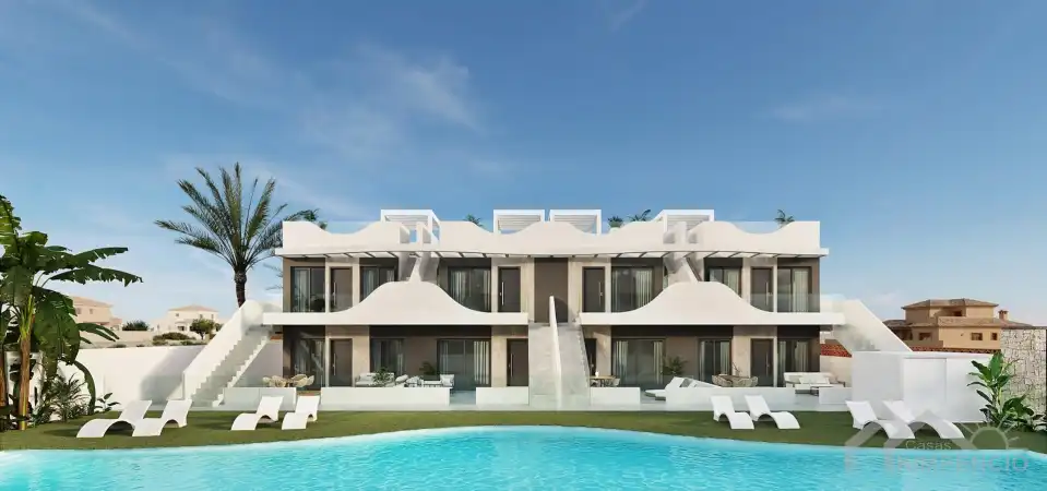 Foto van Luxe woningen in pilar de la horadada