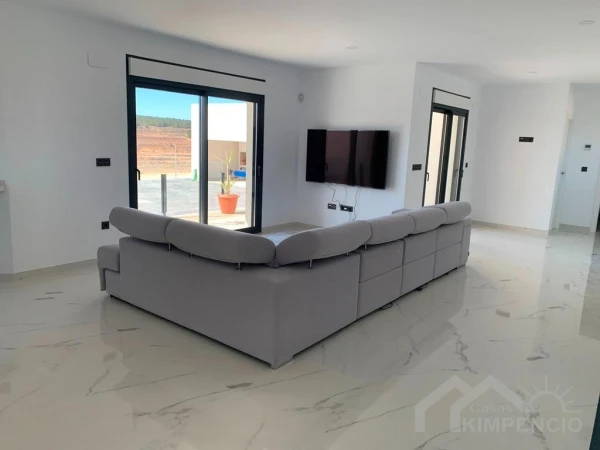 property-1026-3-pic.webp