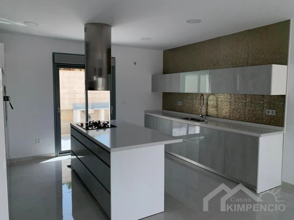 property-1027-8-pic.webp