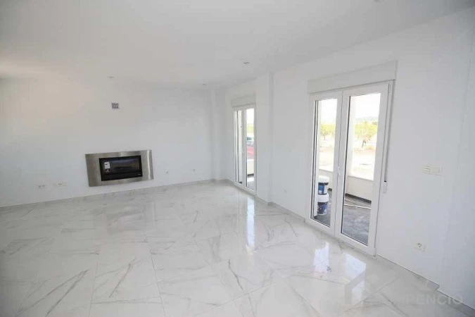 property-1030-3-pic.webp