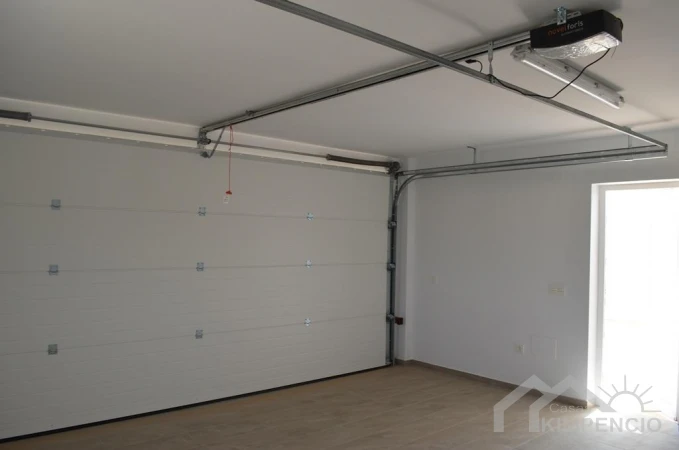 property-1031-36-pic.webp