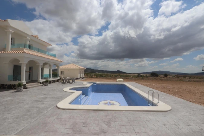 property-1032-42-pic.webp