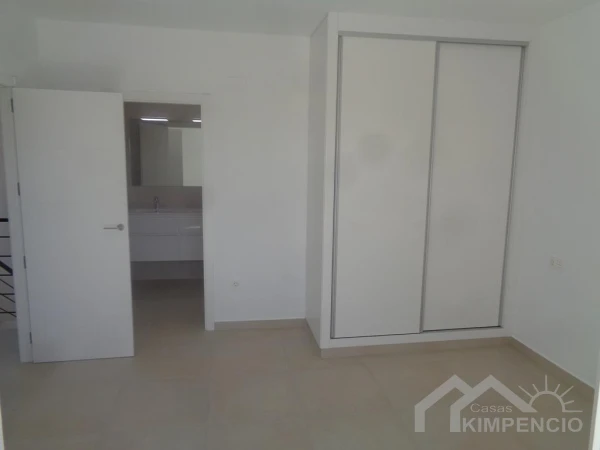 property-1033-17-pic.webp