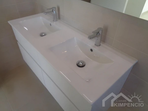 property-1033-23-pic.webp