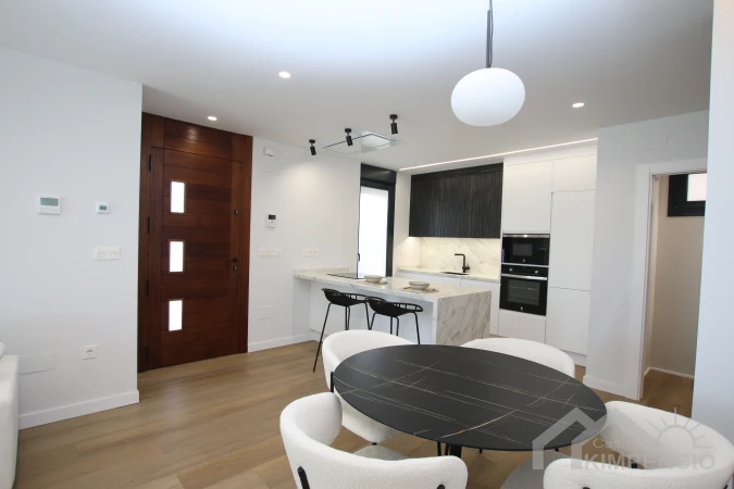 property-1065-81412-pic.webp