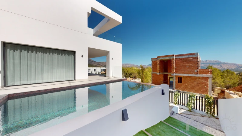 property-14-36570-pic.webp