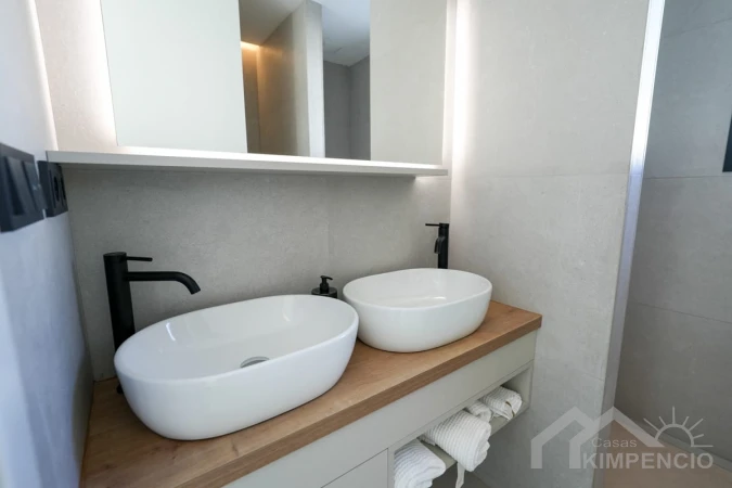 property-14-96795-pic.webp