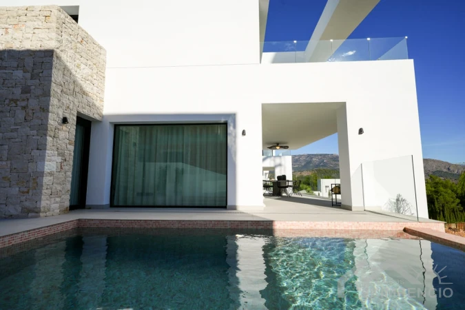 property-14-96818-pic.webp