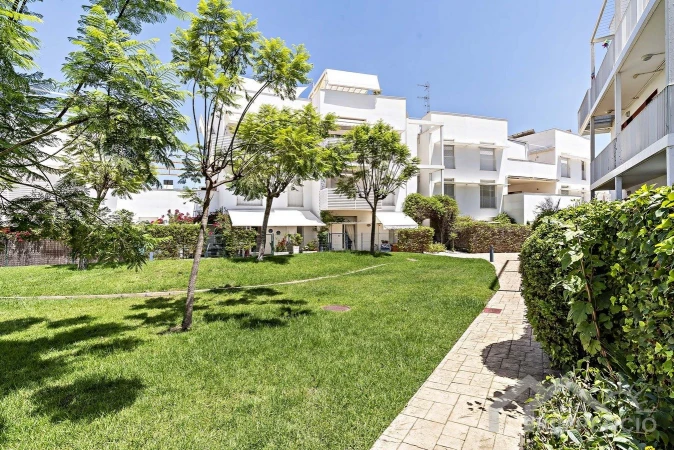 property-1584-3-pic.webp