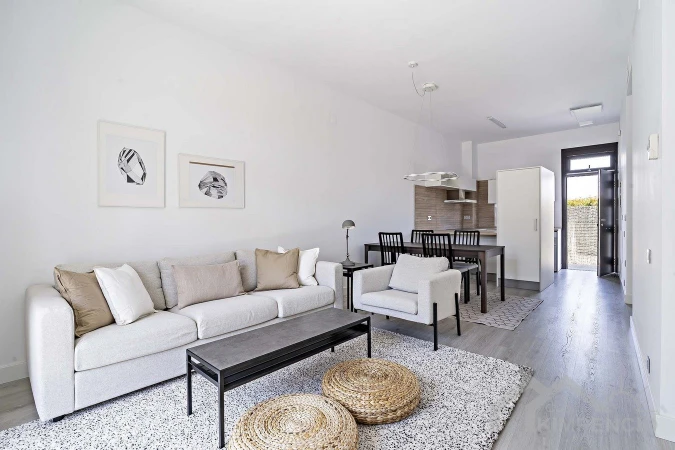 property-1584-4-pic.webp