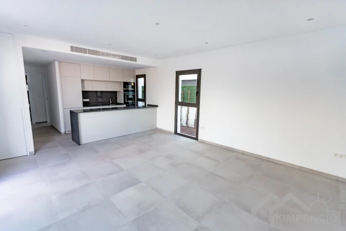 property-1635-3-pic.webp