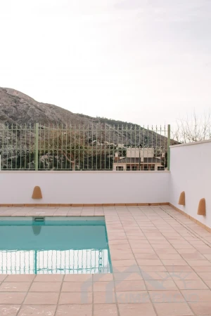 property-1638-4-pic.webp