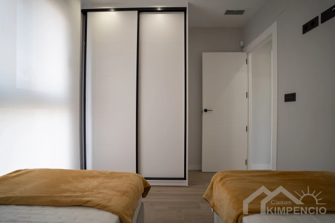 property-1663-35-pic.webp