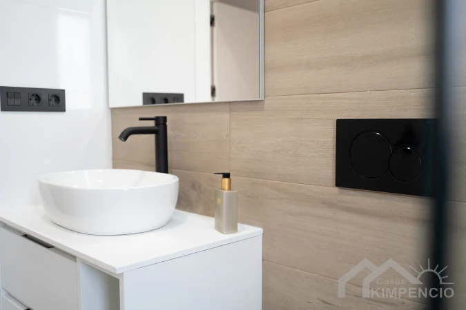 property-1663-44-pic.webp