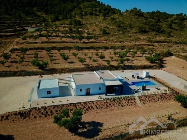 property-1679-1-pic.webp