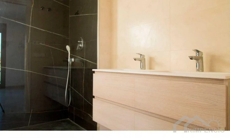property-1698-14-pic.webp
