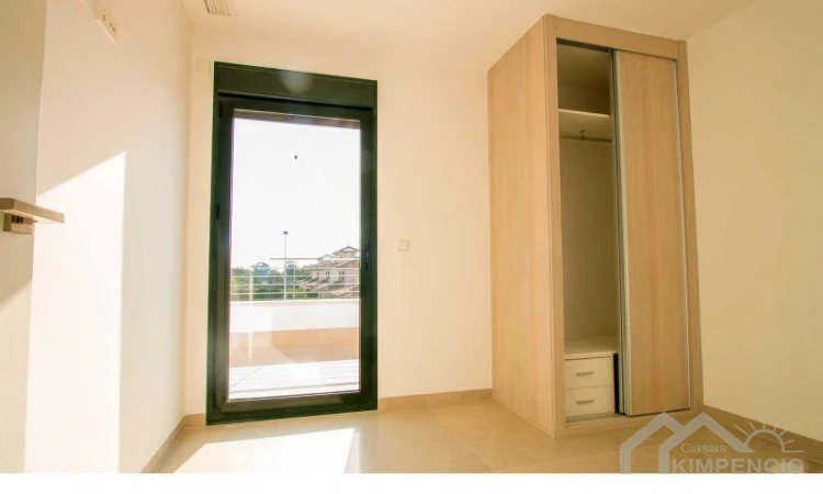 property-1698-15-pic.webp