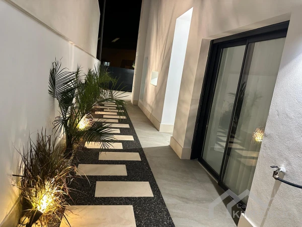 property-1740-109709-pic.webp