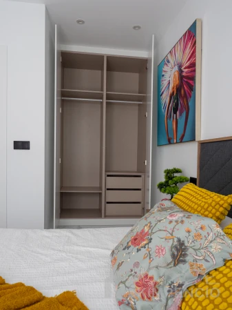 property-1740-109729-pic.webp