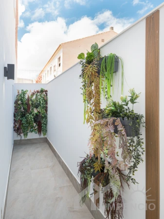 property-1740-109811-pic.webp