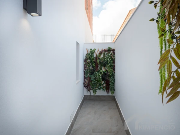 property-1740-109812-pic.webp