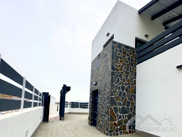 property-1753-112669-pic.webp
