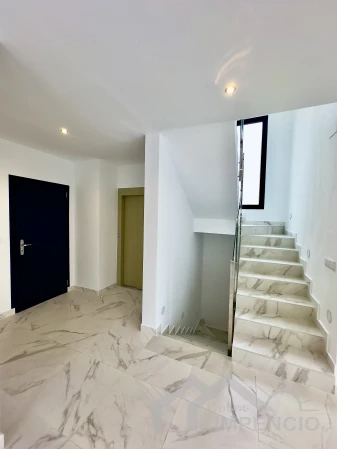 property-1753-112672-pic.webp