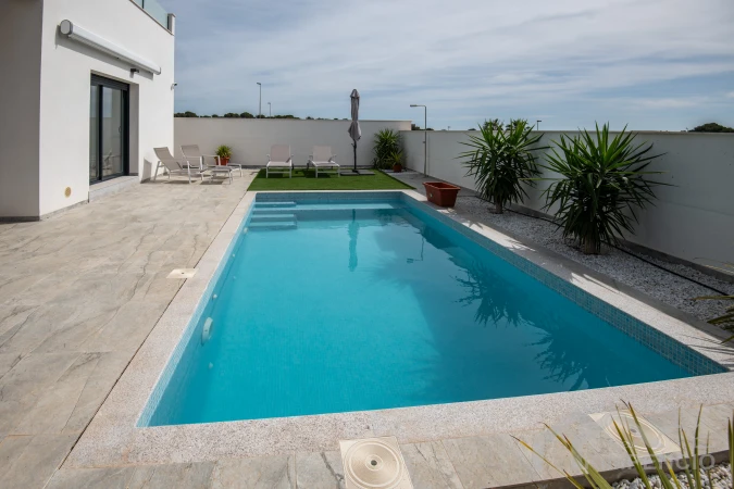 property-1806-67206-pic.webp
