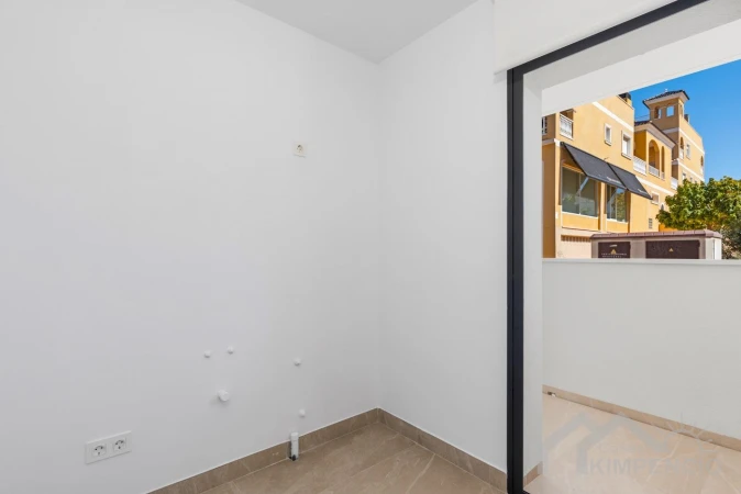 property-1828-21-pic.webp