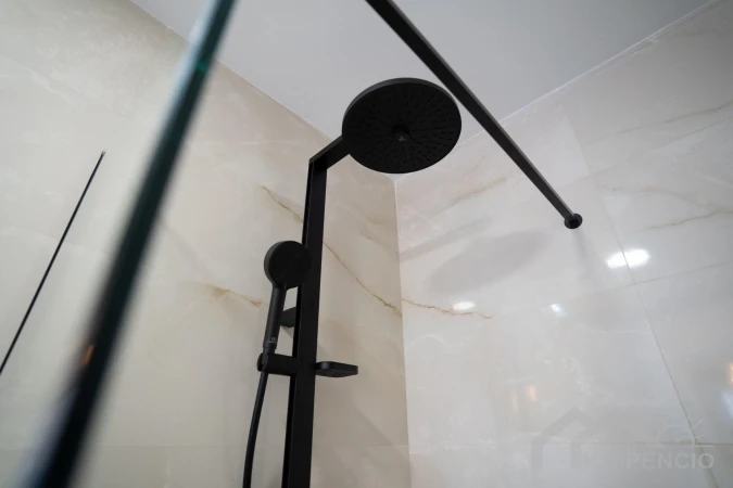 property-1920-35-pic.webp
