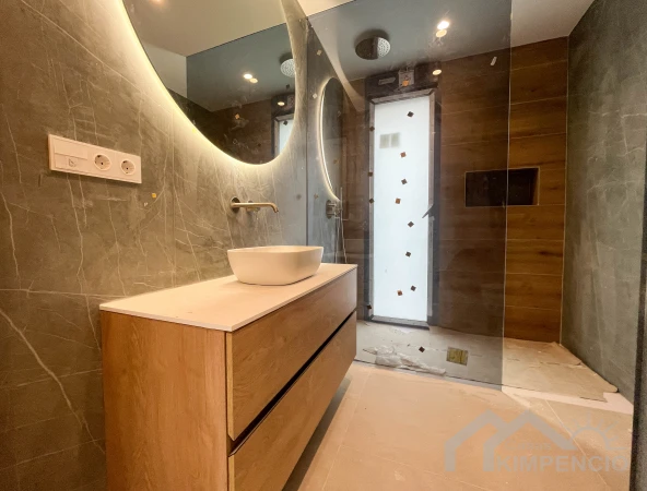 property-1989-60662-pic.webp