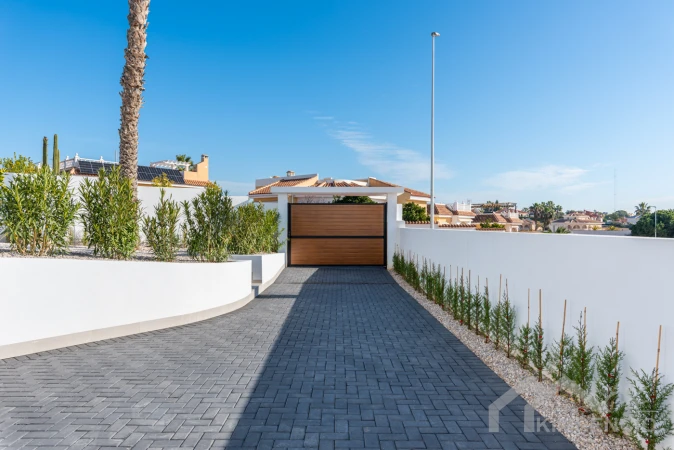 property-2004-60075-pic.webp