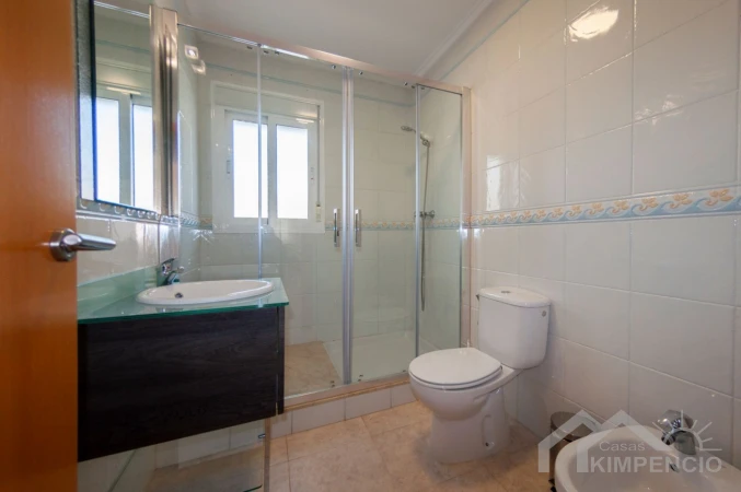 property-2005-11-pic.webp