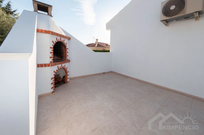 property-2005-12-pic.webp