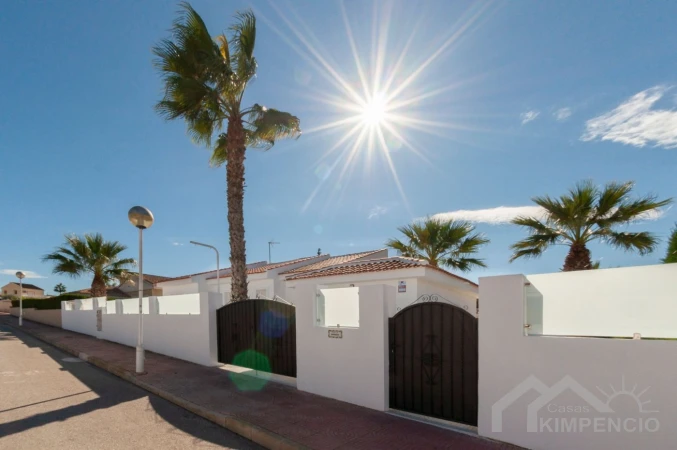 property-2005-14-pic.webp
