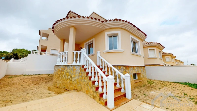 Los Alcores woningen in San Miguel de Salinas