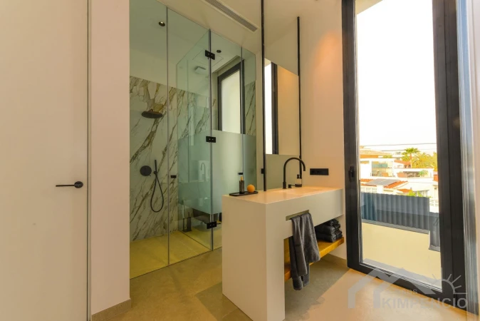property-2047-28-pic.webp