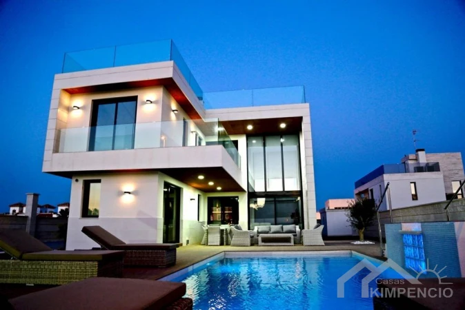 Solis Villas-Campoamor