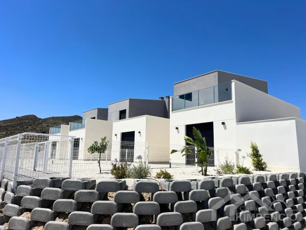 property-2098-4-pic.webp