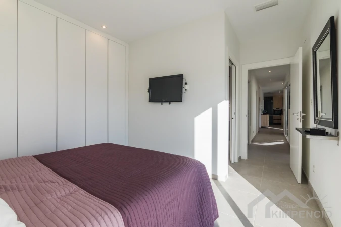 property-2130-33-pic.webp
