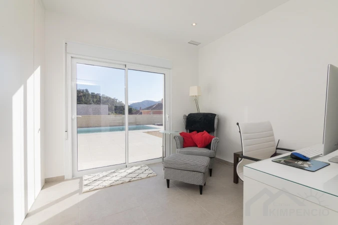 property-2130-40-pic.webp