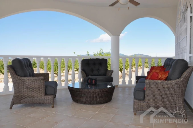 property-2135-4-pic.webp