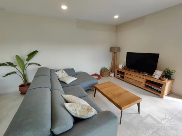 property-2150-75423-pic.webp