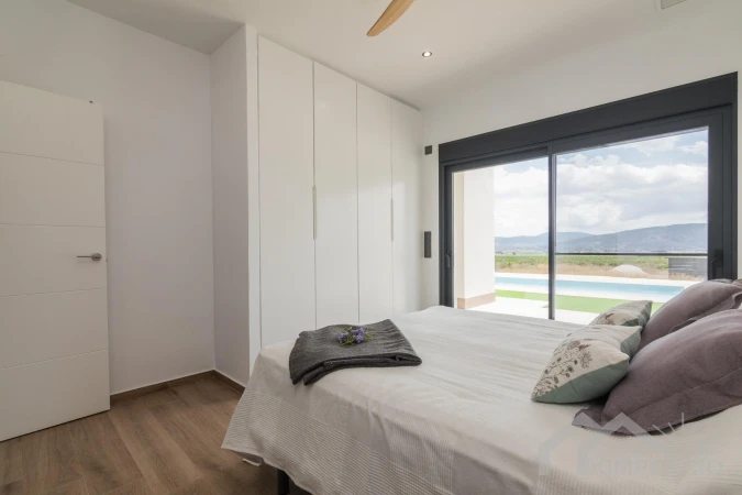 property-2153-13-pic.webp