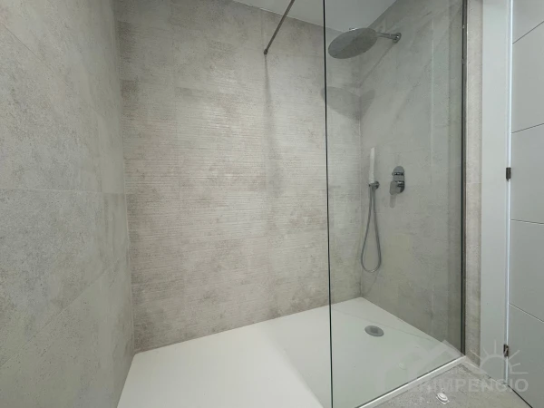 property-2173-115210-pic.webp