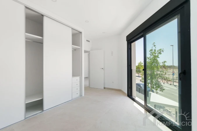 property-2284-16-pic.webp